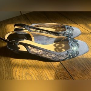 J.Renee Faleece. 11M Navy. Satin, lace, rhinestone.